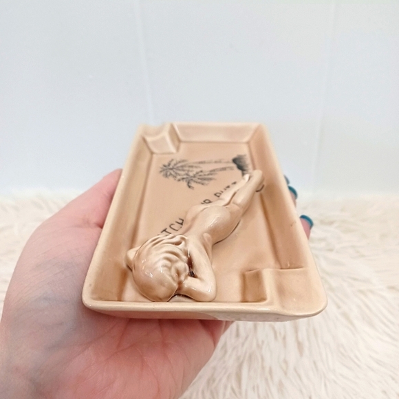 Vintage Novelty Ashtray - Ceramic - Picture 6 of 8